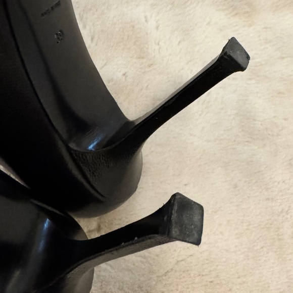 YVES SAINT-LAURENT Black Tribtoo Pumps - Picture 8 of 8